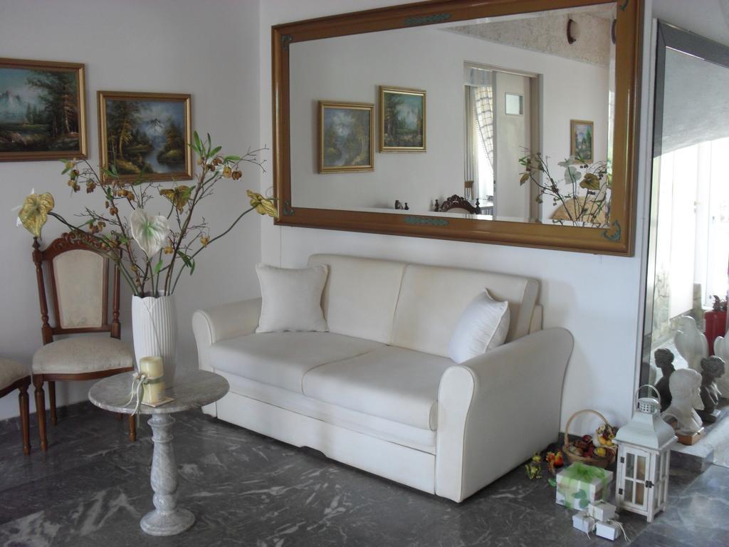 La Santre Apartment
